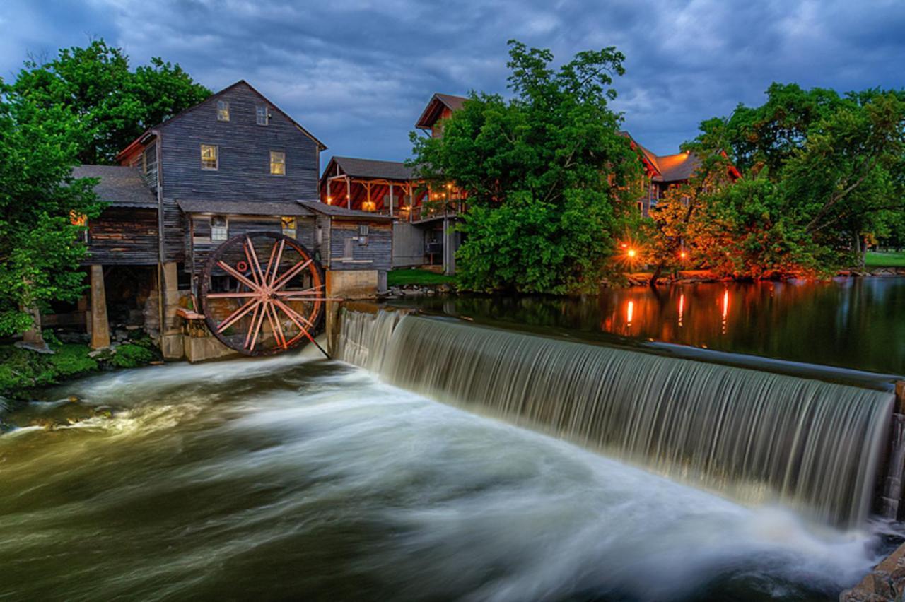 Daya, Hot Tub, Pool Table, 1089 Of Free Attraction Tickets For Each Paid Day, Dollywood And More! 개틀린버그 외부 사진
